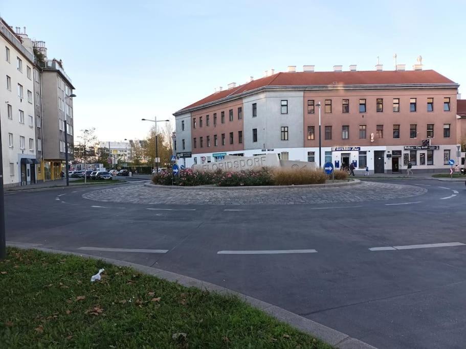 Modernes Apartment In Wien Kültér fotó